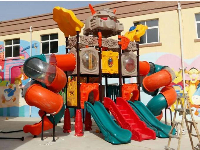 儿童机器人滑梯