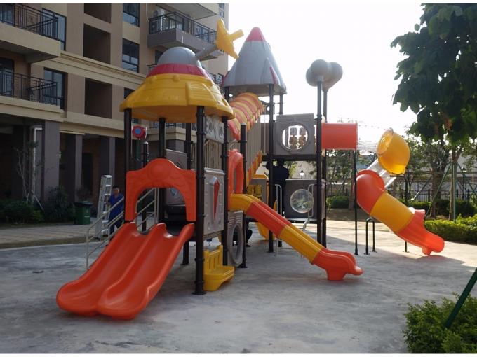 儿童火箭滑滑梯